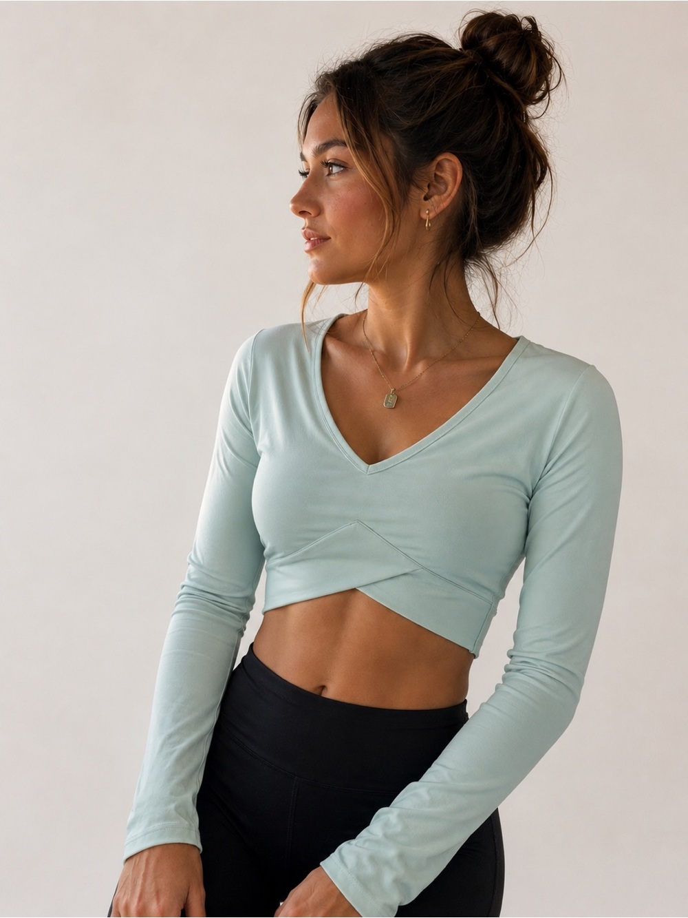Gymshark Women’s XS Mint Green Crop Athletic Top Shirt